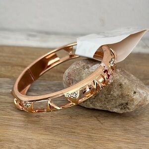 Manluck Gold Bangle Bracelet NWT